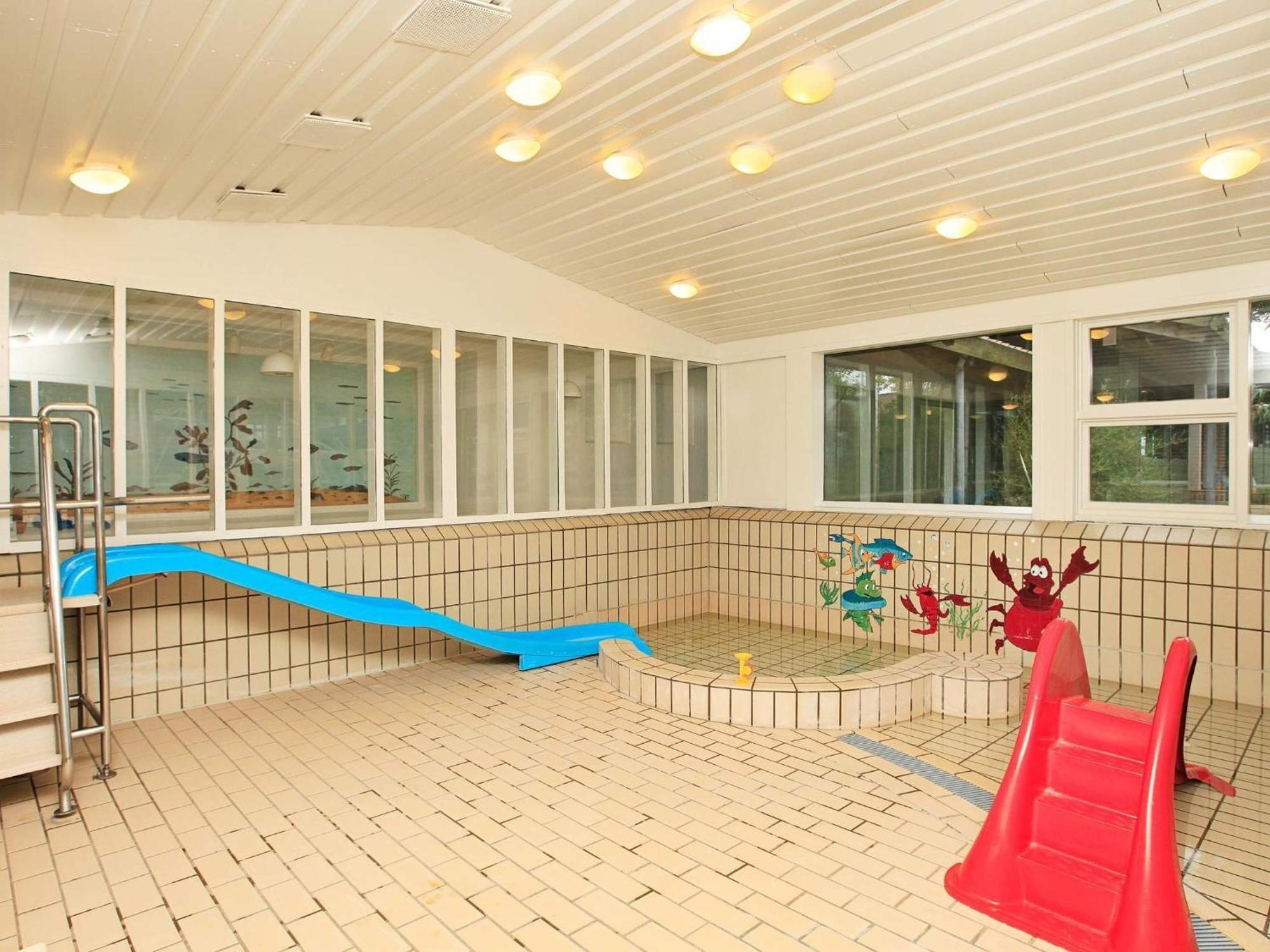 6 Person Holiday Home On A Holiday Park In Ханстхольм Экстерьер фото