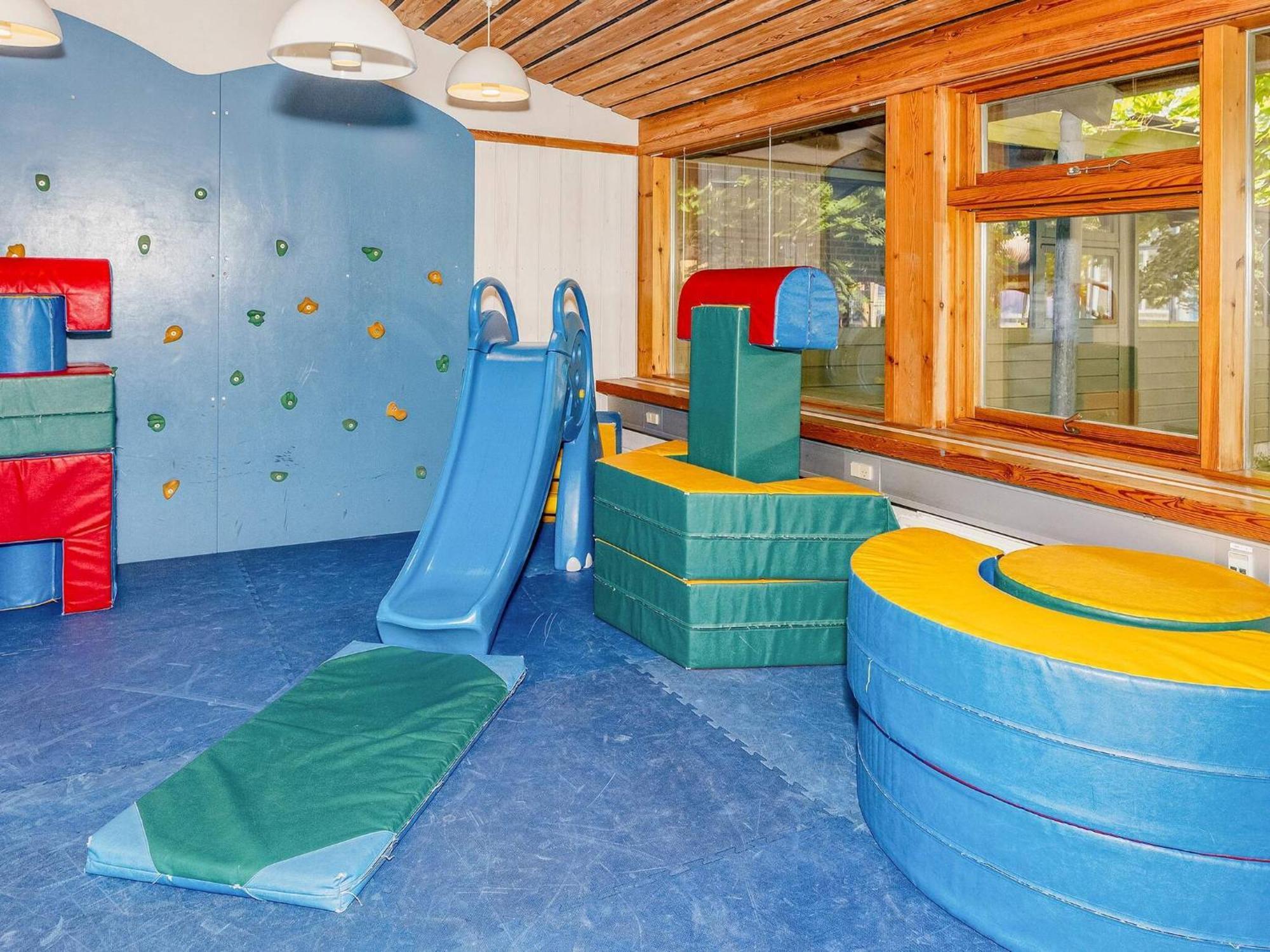 6 Person Holiday Home On A Holiday Park In Ханстхольм Экстерьер фото