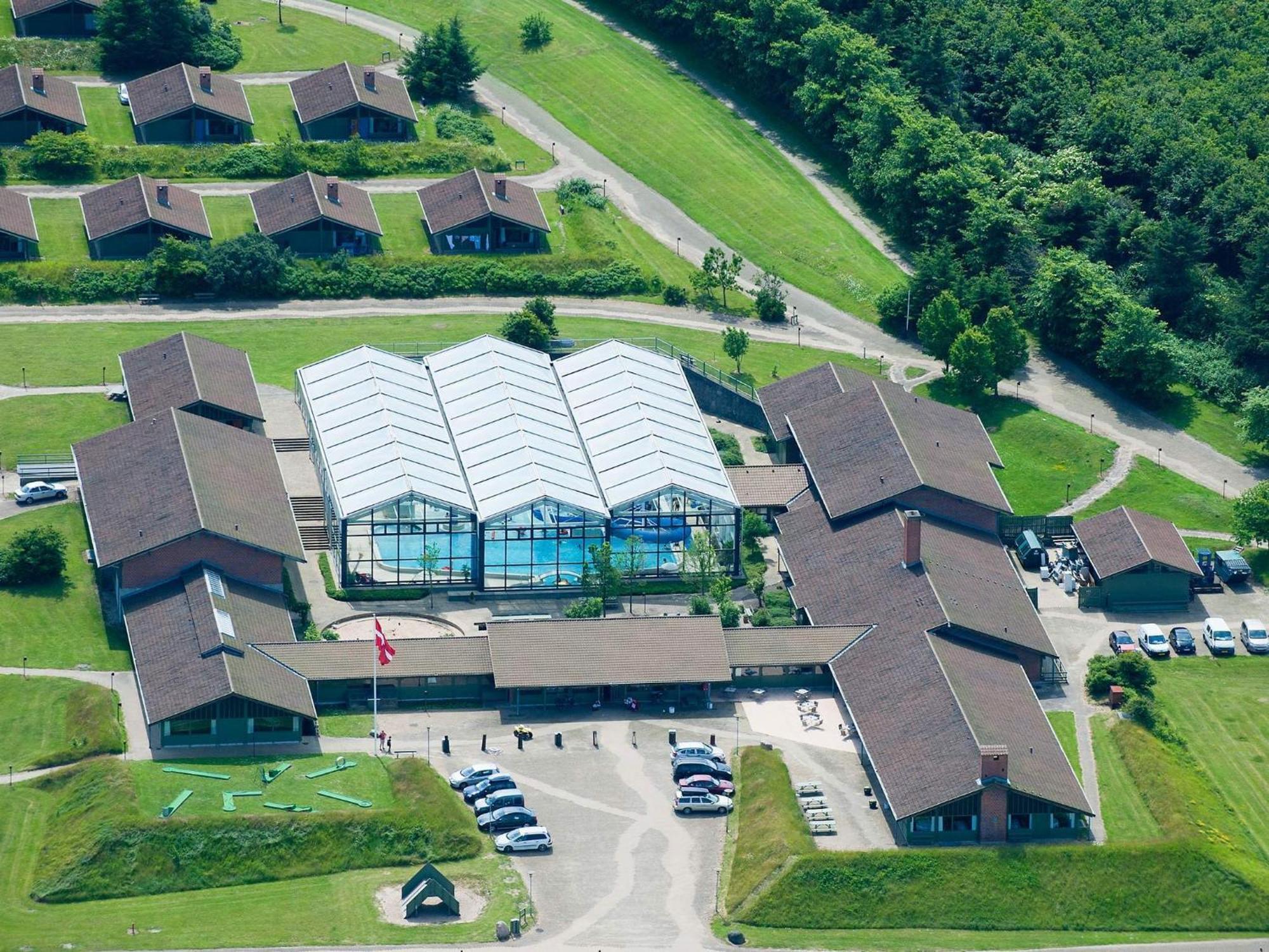 6 Person Holiday Home On A Holiday Park In Ханстхольм Экстерьер фото