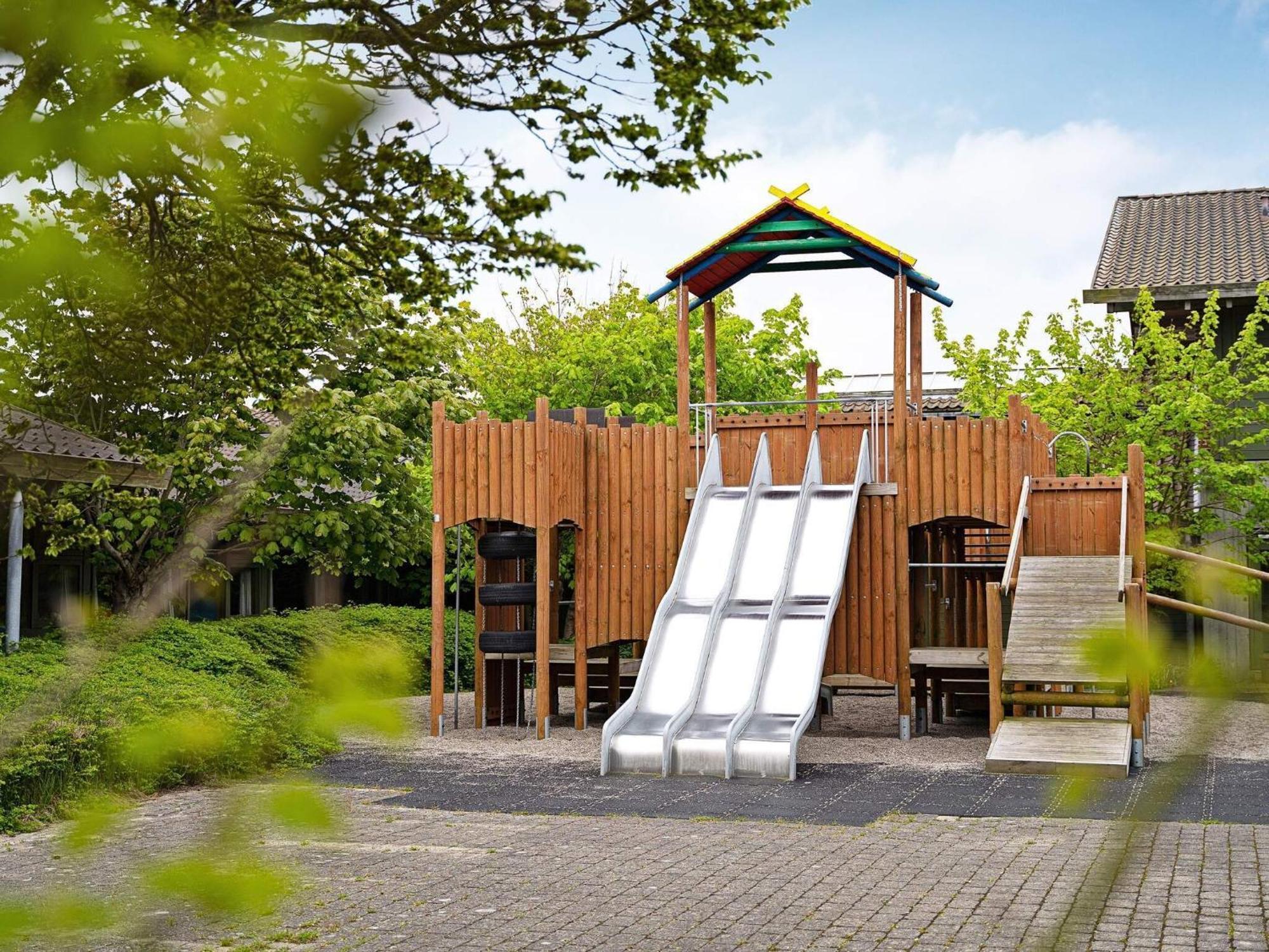 6 Person Holiday Home On A Holiday Park In Ханстхольм Экстерьер фото